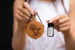 CaliWoods Aroma Flask Bee image 2