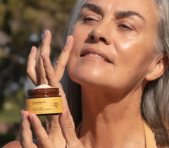 Manuka Rx Daily Glow Brightening Cream brightening cream,Daily Cream,glowing skin,help visibly brighten dull skin,issues,reduce the appearance of dark spots,reveal radiant,ultra-lightweight daily brightening cream