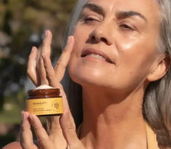 Manuka Rx Daily Glow Brightening Cream brightening cream,Daily Cream,glowing skin,help visibly brighten dull skin,issues,reduce the appearance of dark spots,reveal radiant,ultra-lightweight daily brightening cream