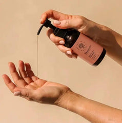 Manuka Rx Gentle Oil Cleanser 120ml effectively cleansing,Gentle Oil Cleanser,issues,rejuvenating rosehip oil,Remove impurities,remove makeup,restorative mānuka oil