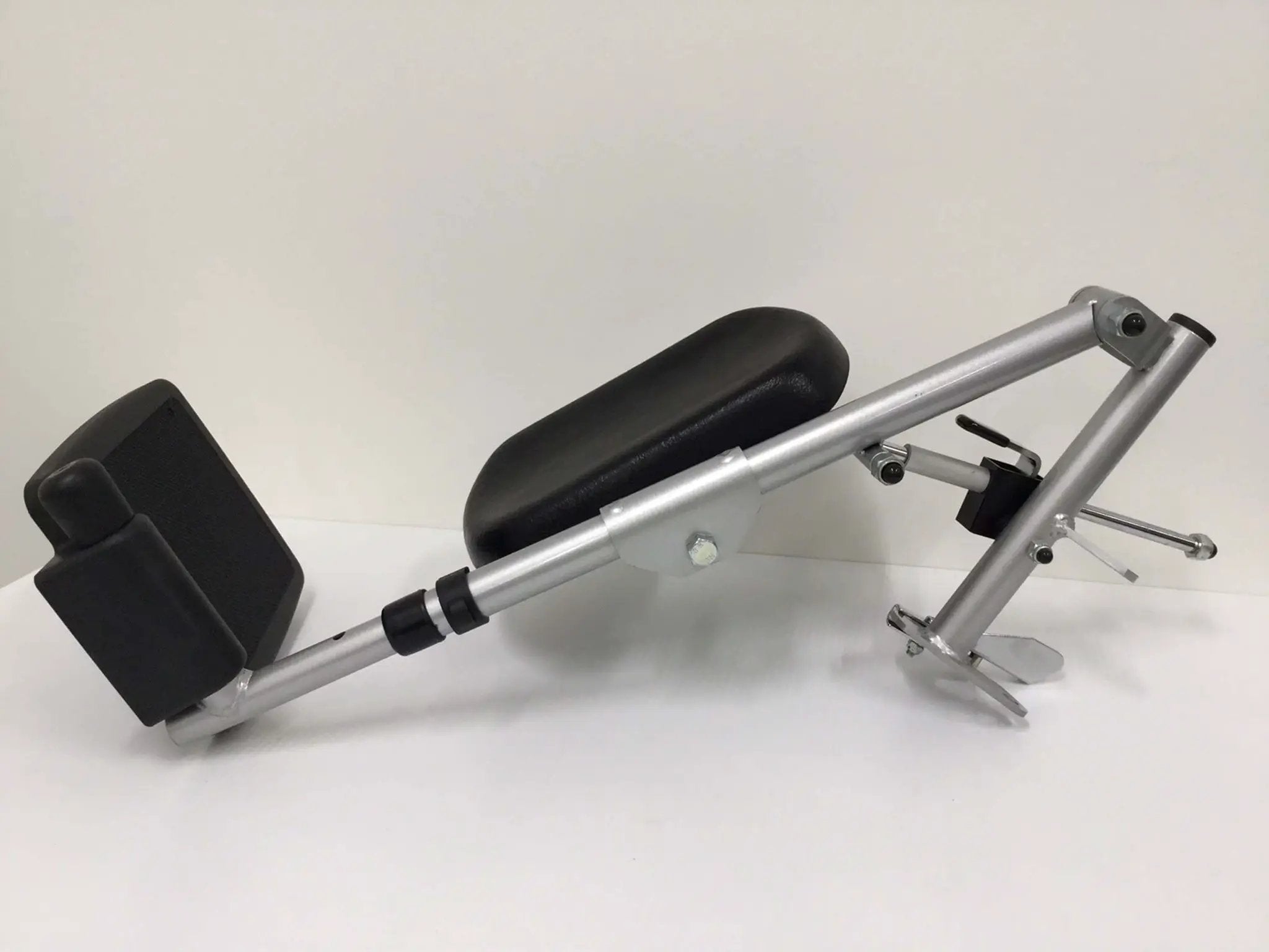 Freiheit®/Traveler Wheelchair Left Elevating Leg Rest Adjustable,Assistive,Attachment,Compatibility,Elevating,Ergonomic,Freiheit®,Healthline,issues,Left,Left Elevating,Left Elevating Leg Rest,Leg elevation,Leg Rest,Lightweight,Mobility aid,Orthopedic,Trav