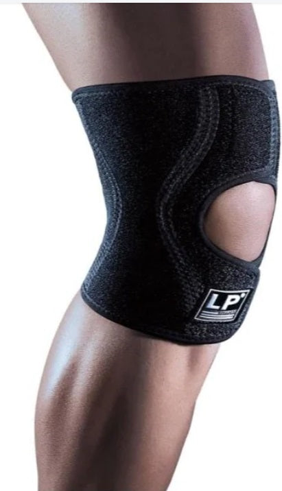 Lp558 Extreme Knee Support Hourglass-shaped,issues,Knee instability,Open patella,perfect fit for the knee,prevents slipping,relieve pressure on patella.,Weak knee
