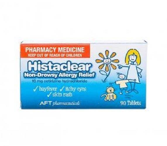 Histaclear 10 mg tablets for allergy relief, packaging showing non-drowsy formulation for hayfever and itchy eyes, 90 tablets.
