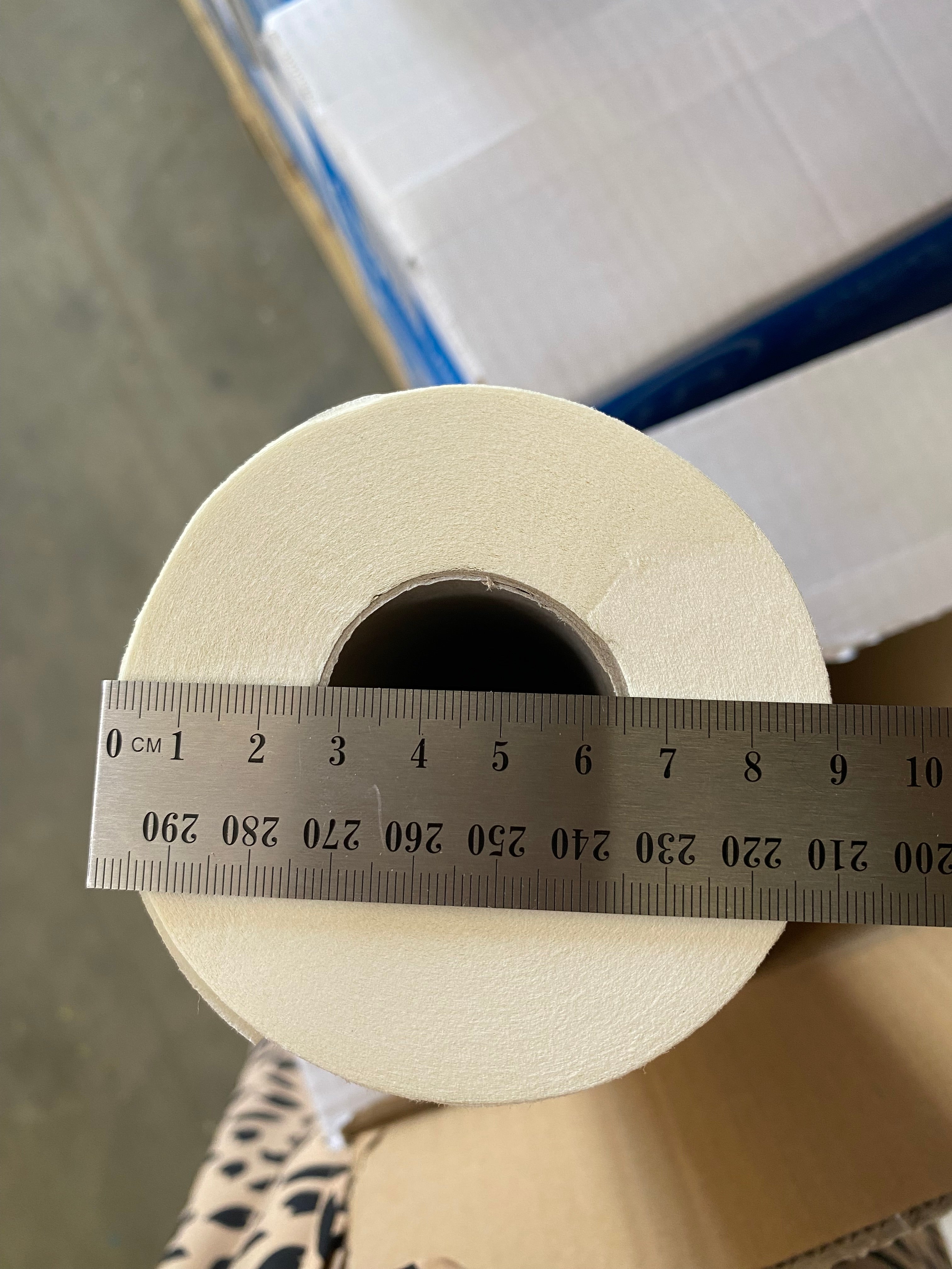 Kiwi Tissue Chiro Rolls 21.5CM X 32M - image 3