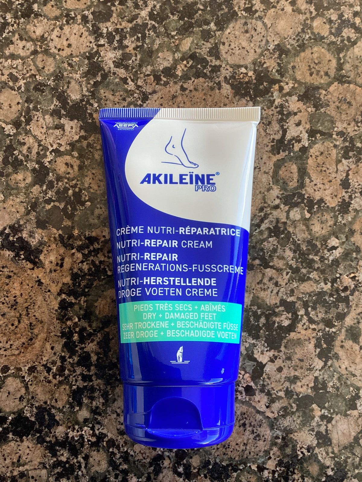 Akileine Nutri Repair Deep Moisturising For Dry Skin Regenerates And Softens Cream