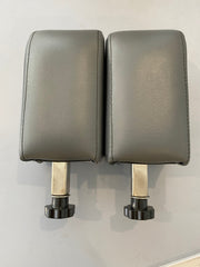 Essence Reformer Shoulder Pads Black Pair