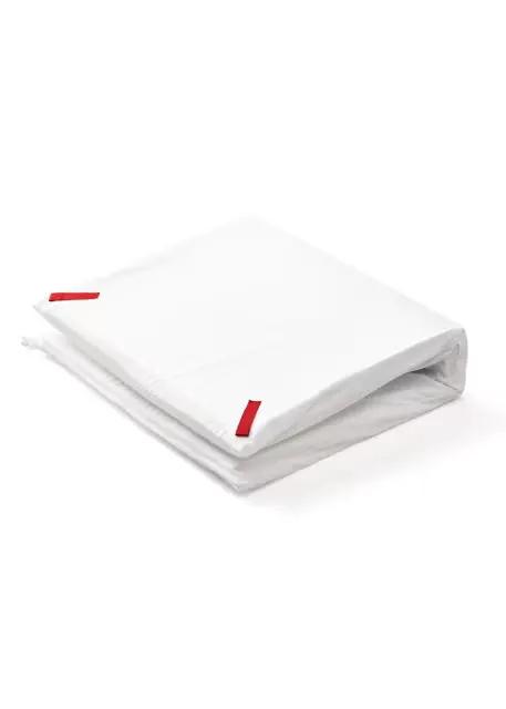 BABYBJÖRN Travel Cot Light Mattress Firm Support For Baby Easy To Clean Travel Crib Mattress