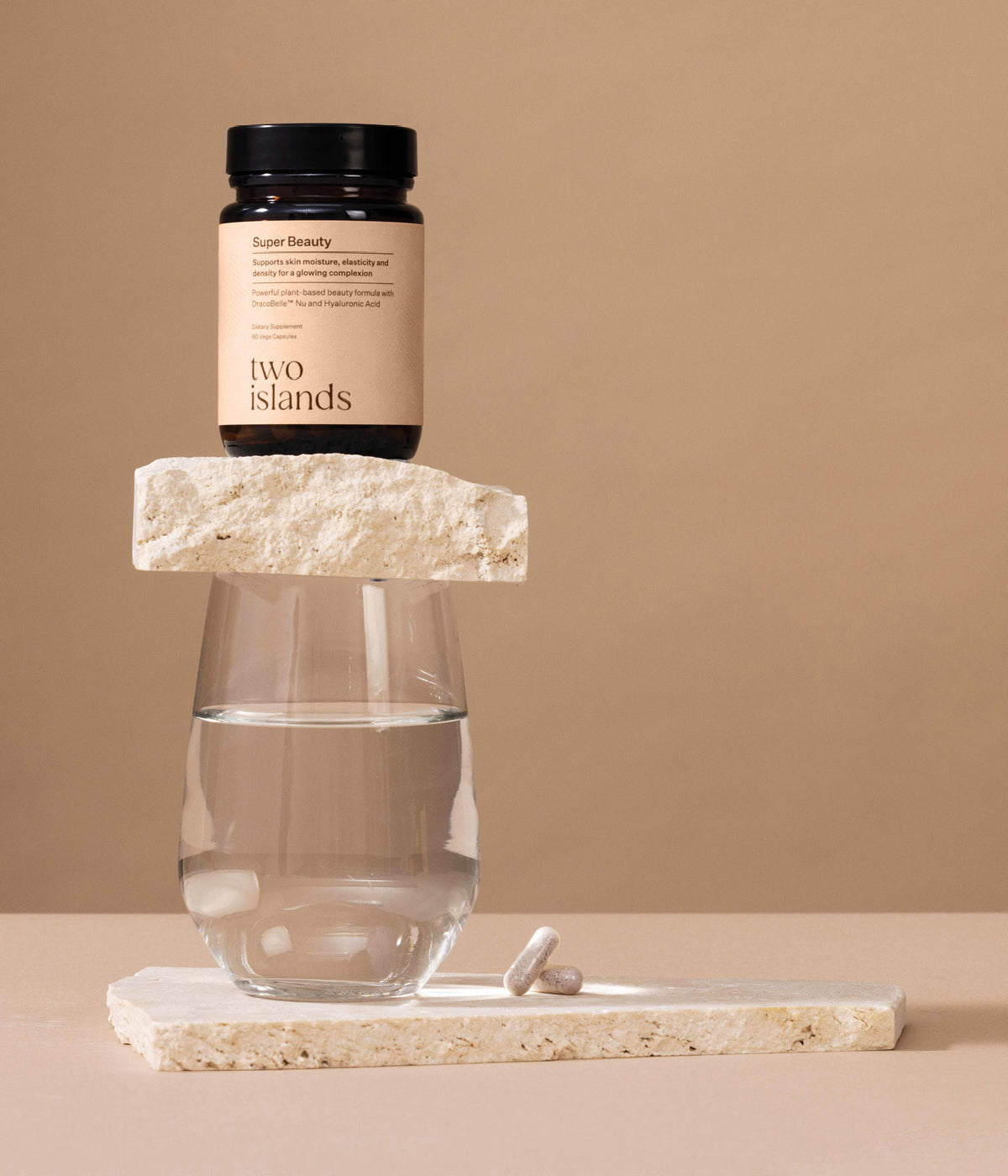 two islands Super Beauty 60 caps biotin,brighten,collagen,hyaluoric acid,issues,super beauty,zinc