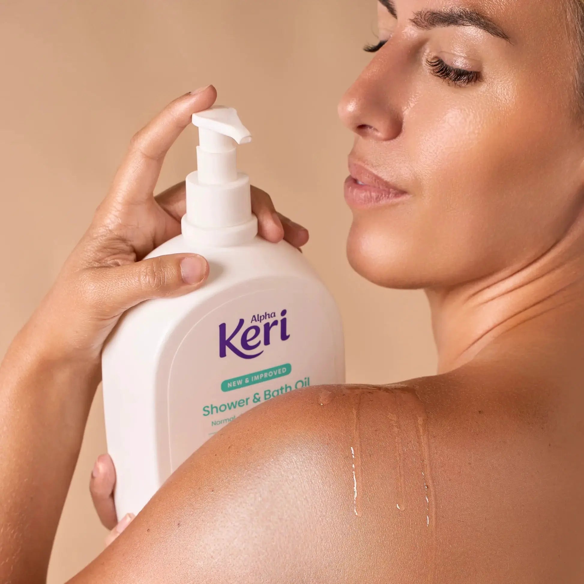 Alpha Keri Shower And Bath Oil Nourishes Dry And Sensitive Skin Hydrating Oil 1 Litre