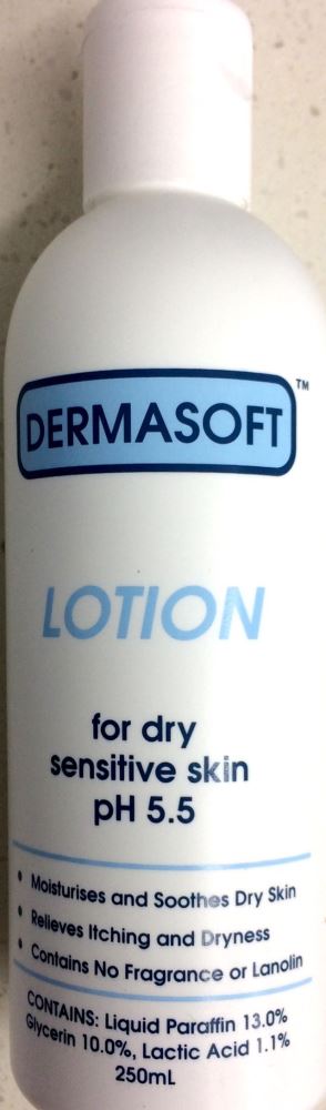 Dermasoft dry sensitive skin lotion pH 5.5 bottle, 250 ml for moisturizing dry skin and relieving itchiness.