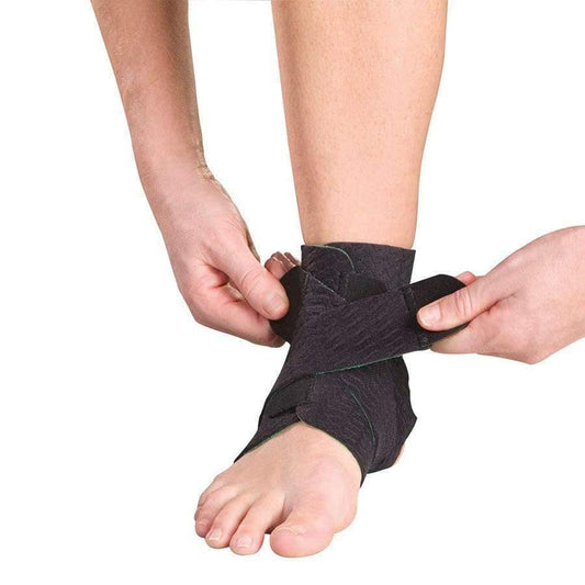Mueller Green Adjustable Ankle Supports Universal - DominionRoadPharmacy